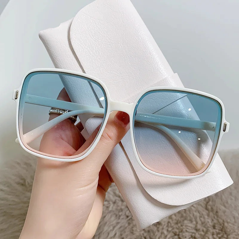 Vintage Oversized Square Sunglasses 2025 Women Fashion Gradient Outdoor Shades Retro Female Luxury Brand Design Eyewear