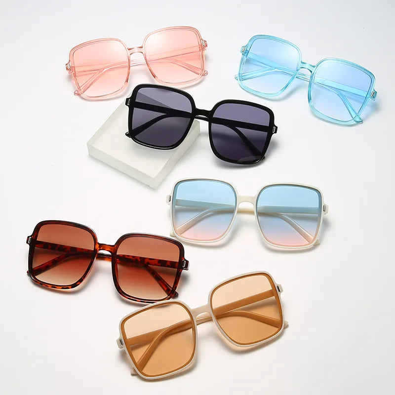 Vintage Oversized Square Sunglasses 2025 Women Fashion Gradient Outdoor Shades Retro Female Luxury Brand Design Eyewear