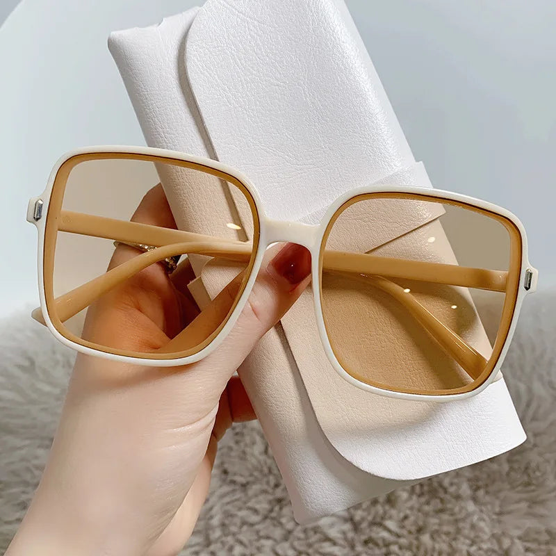Vintage Oversized Square Sunglasses 2025 Women Fashion Gradient Outdoor Shades Retro Female Luxury Brand Design Eyewear
